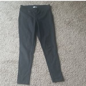 4/$25 Just Be Me Size M Stretch pants